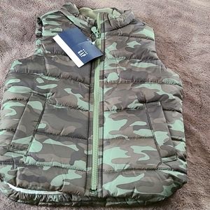 NWT Boys Sherpa-lined Vest